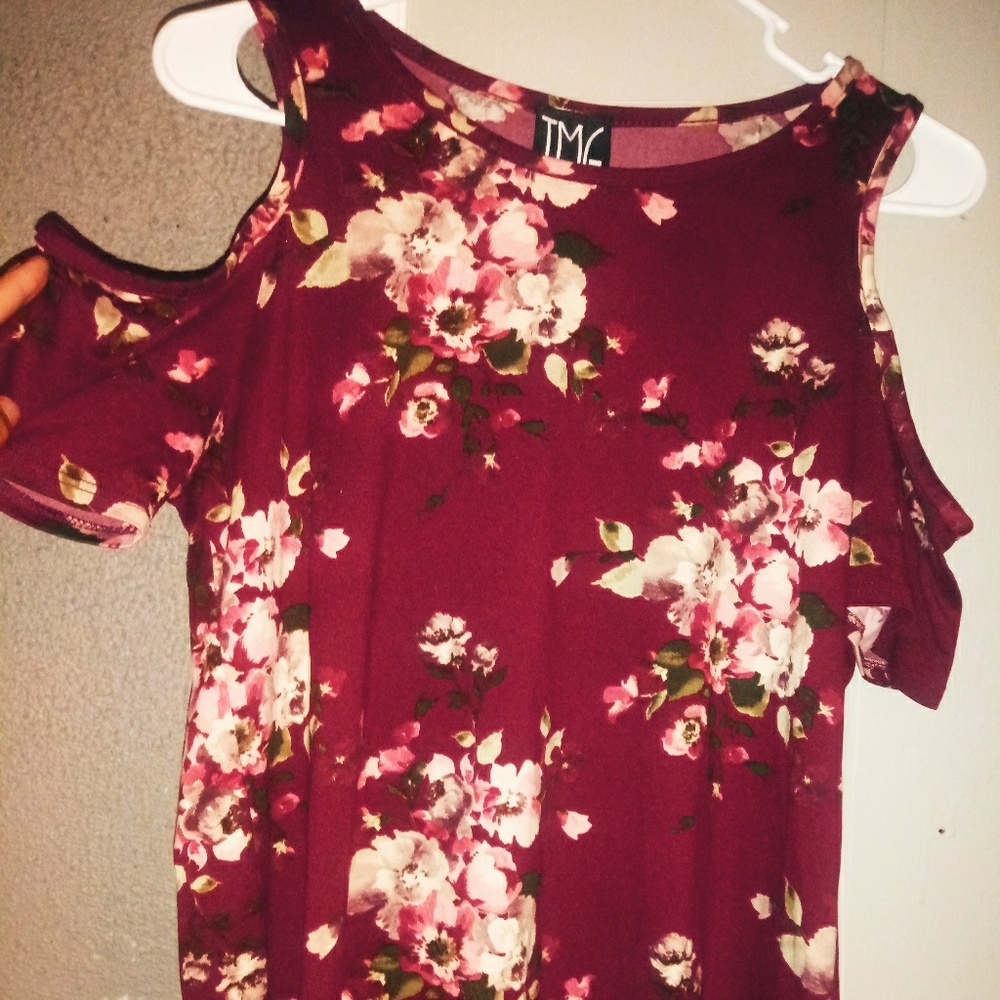 Floral Cold Shoulder Top
